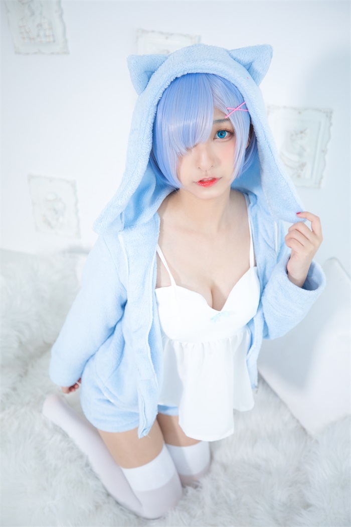 神楽板真冬写真-蕾姆白丝 [150P/312MB]插图1