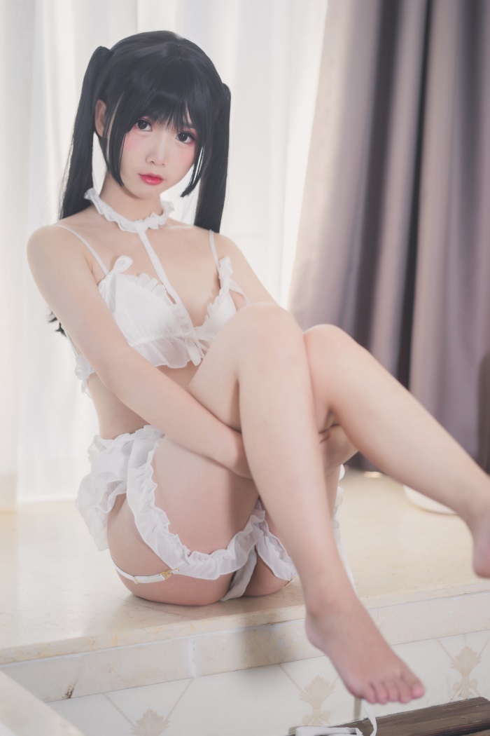 网荭Coser@面饼仙儿 – 脑内少女 白内一 [17P/171MB]插图2