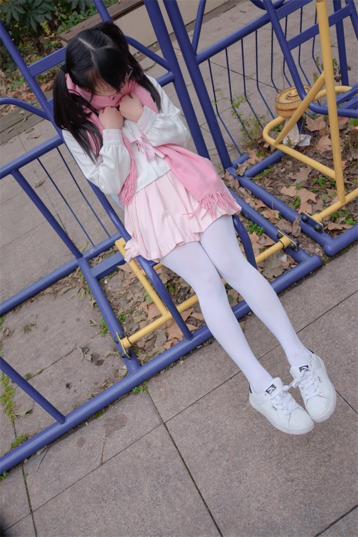 阿诺不是施瓦辛戈 – 白丝粉红少女放学路上 [64P/182MB]插图