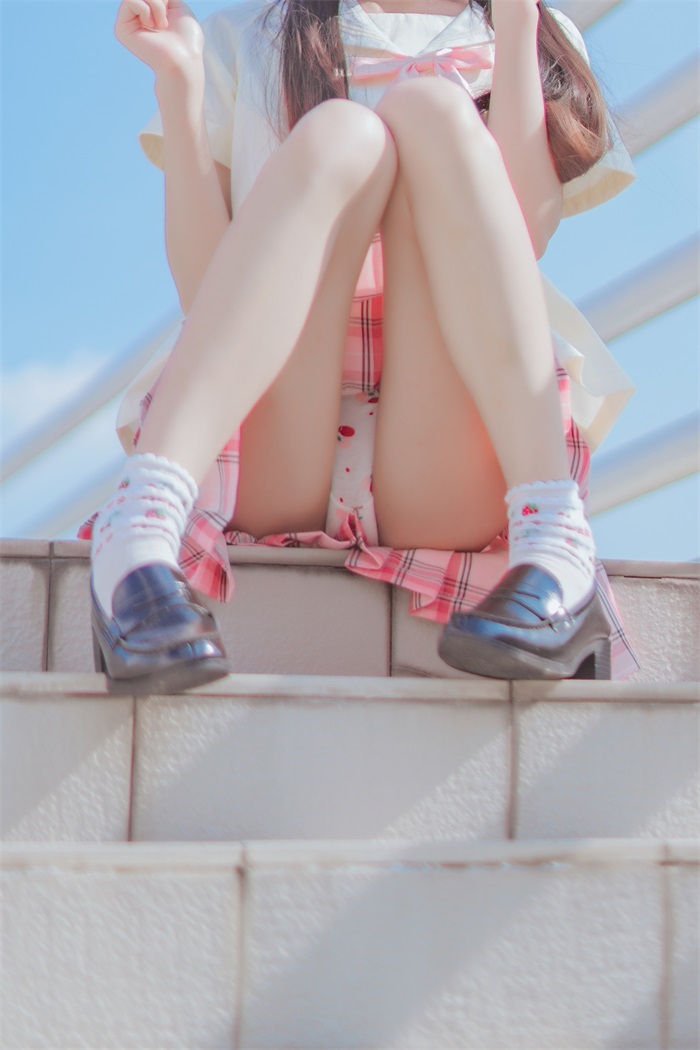 网荭Coser@桜桃喵 – 幼稚园放学了 [35P/490MB]插图