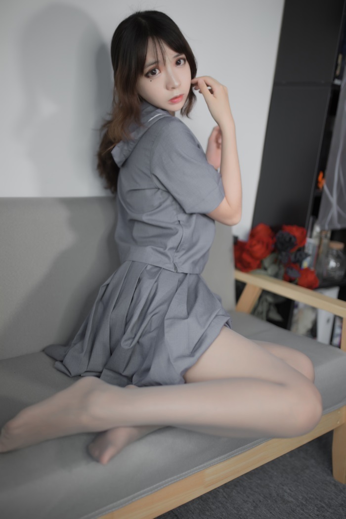 网荭Coser@疯猫ss – 蓝灰JK [29P/180MB]插图
