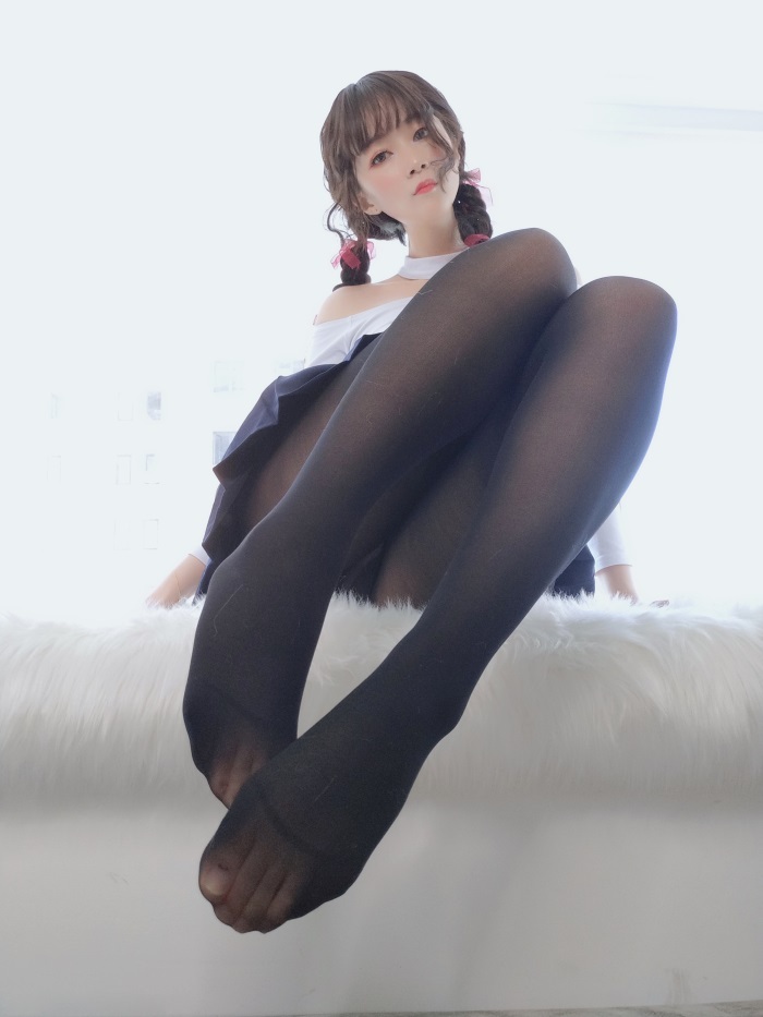 人气动漫Coser@白银81_邻家解解的黑丝 [45P/1V/223MB]插图1