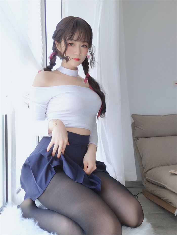 人气动漫Coser@白银81_邻家解解的黑丝 [45P/1V/223MB]插图