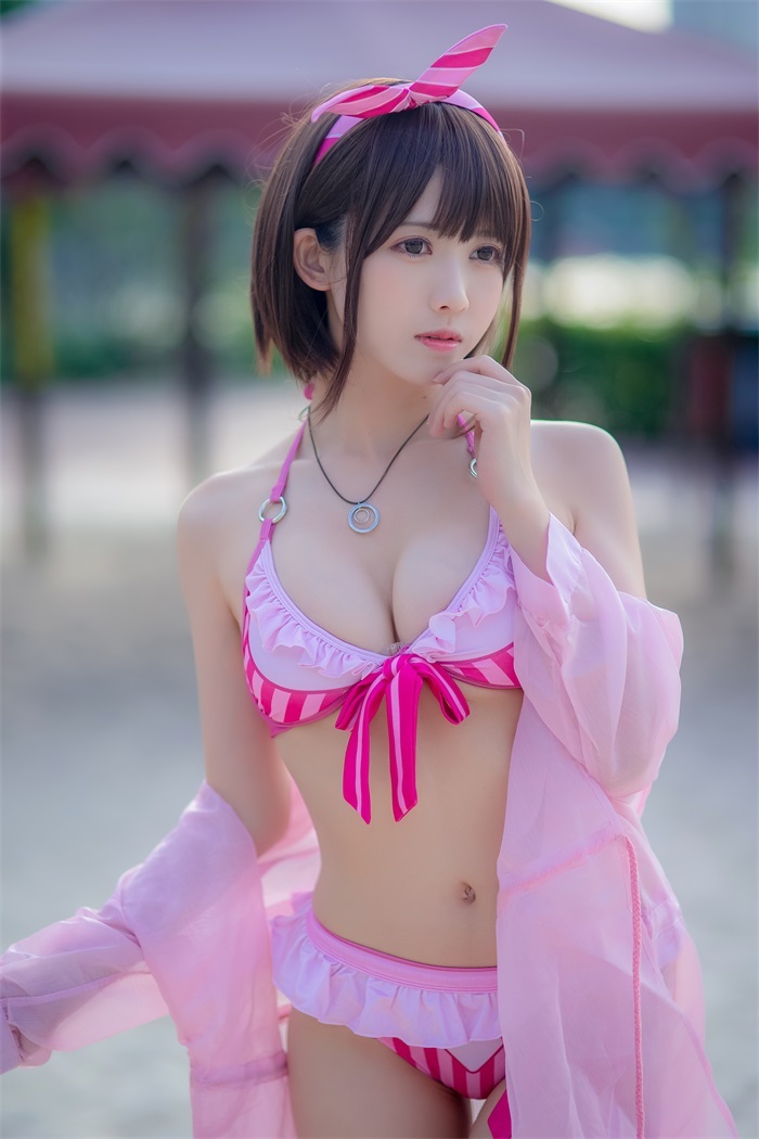 人气动漫Coser@鳗鱼霏儿 – 加藤惠 粉色泳装 [20P/166MB]插图1