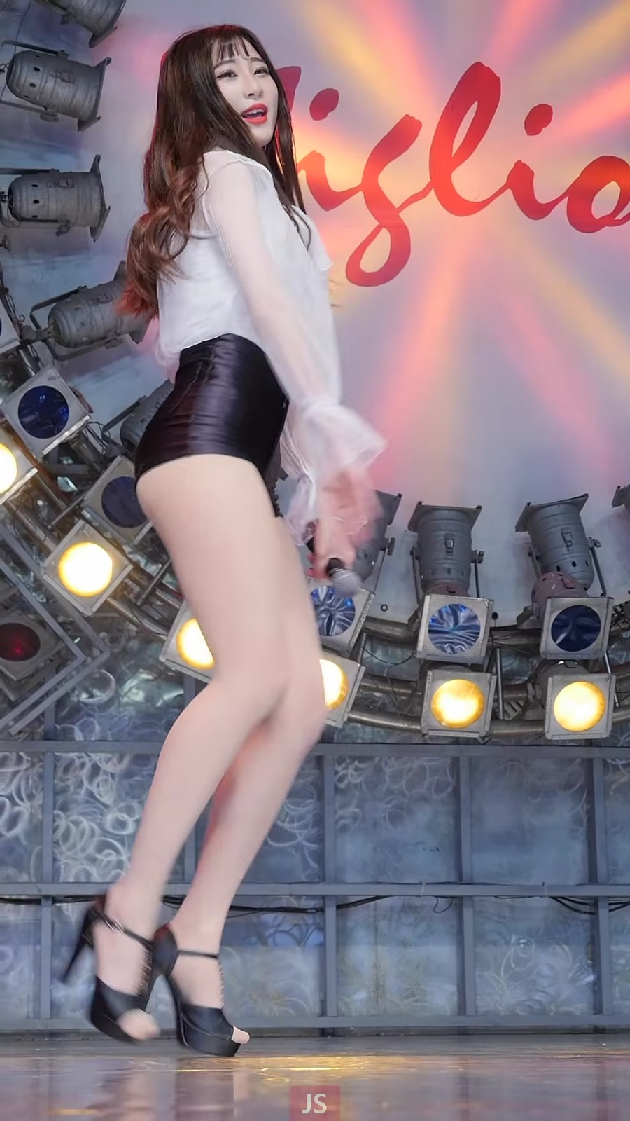 [韩国女团]Pocket Girls女团 180520饭拍合辑【25V/2.78G】插图4