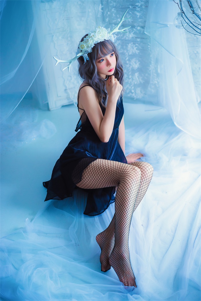网荭Coser@疯猫ss -黑猫 [25P/259MB]插图2