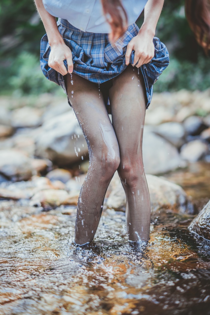 罗莉风COS 桜桃喵 – 小溪边 水灵灵娇滴滴 [75P/1.37G]插图2