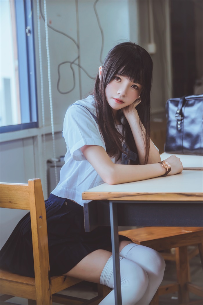 罗莉风COS 桜桃喵 – 蓝白水手服 蝴蝶结 [39P/290MB]插图