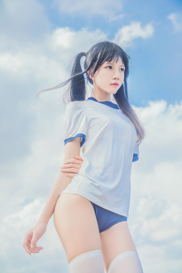 罗莉风COS 桜桃喵 – 户外体操服 [24P/232MB]插图1